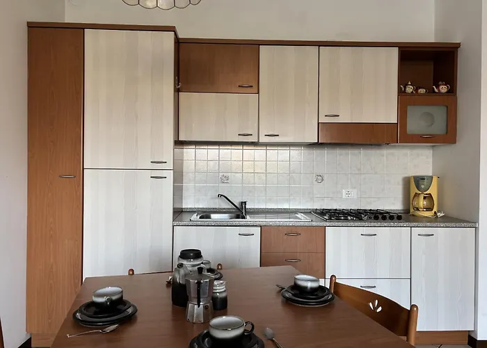 アパート Farfalla 1 Germignaga