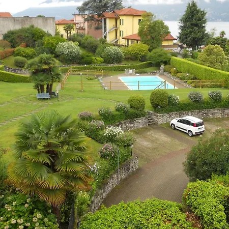 Apartman Farfalla 1 *